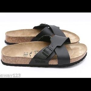 Great condition Birkis/ Birkenstock’s Santosa